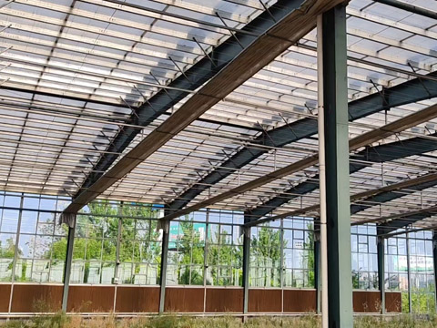 Agricultural greenhouse roof