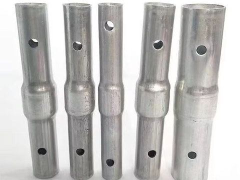 Steel pipe straight connecting pipe