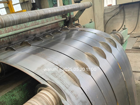 Slitting steel coil