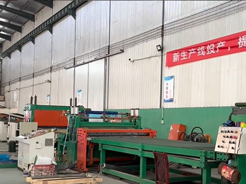 Cutting aluminum plate