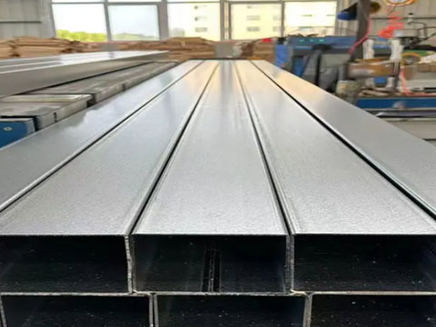Galvanized rectangular tube