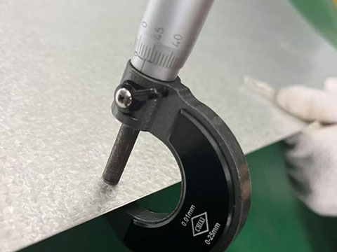 Thickness detection