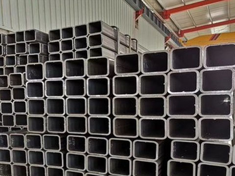 Seamless rectangular steel pipe