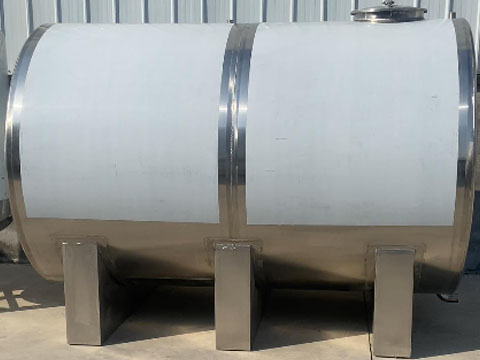Small horizontal stainless steel water storage tank