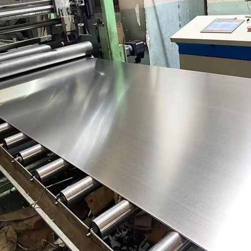 Fingerprint-resistant stainless steel plate