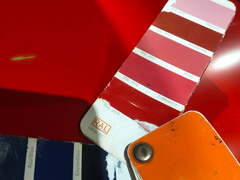 RAL 3020 color chart comparison