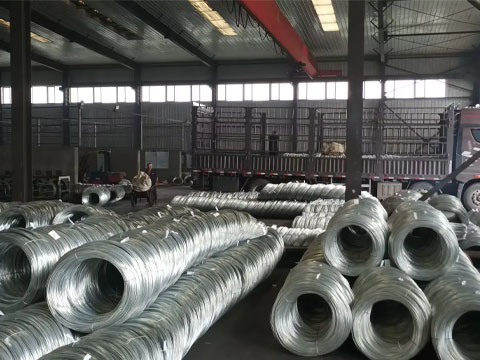 Galvanized wire is accurately packaged and shipped.