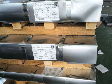 Packaged steel plates